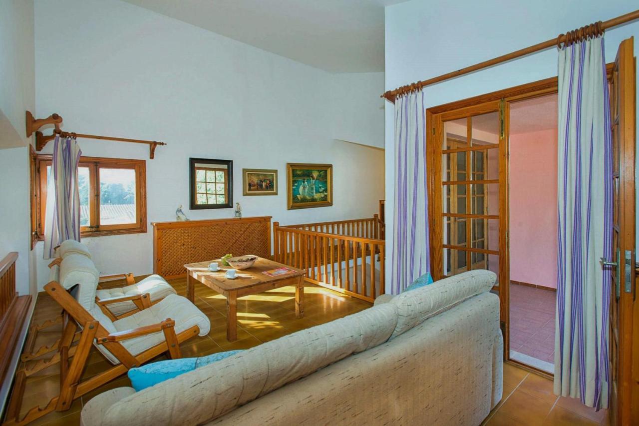 Villa Jaima By Sealand Villas Cala de Sant Vicenc Buitenkant foto